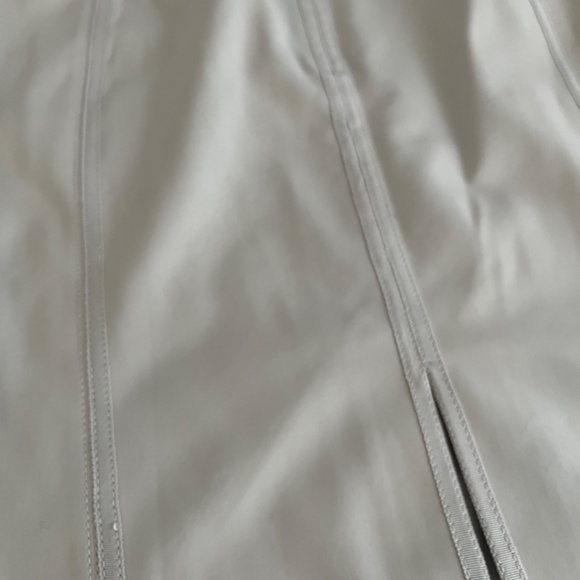 Women’s skirt - Picture 4 of 4